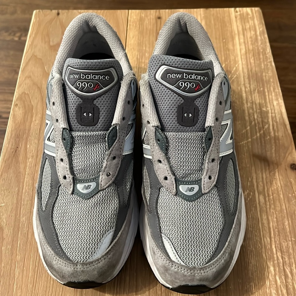New Balance 990 V6. Like new.